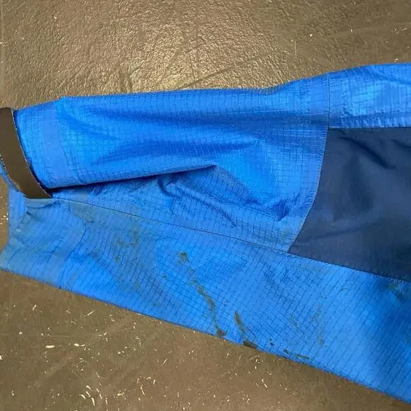 Vintage Blue Arc’teryx Shell Jacket - Picture 3 of 8